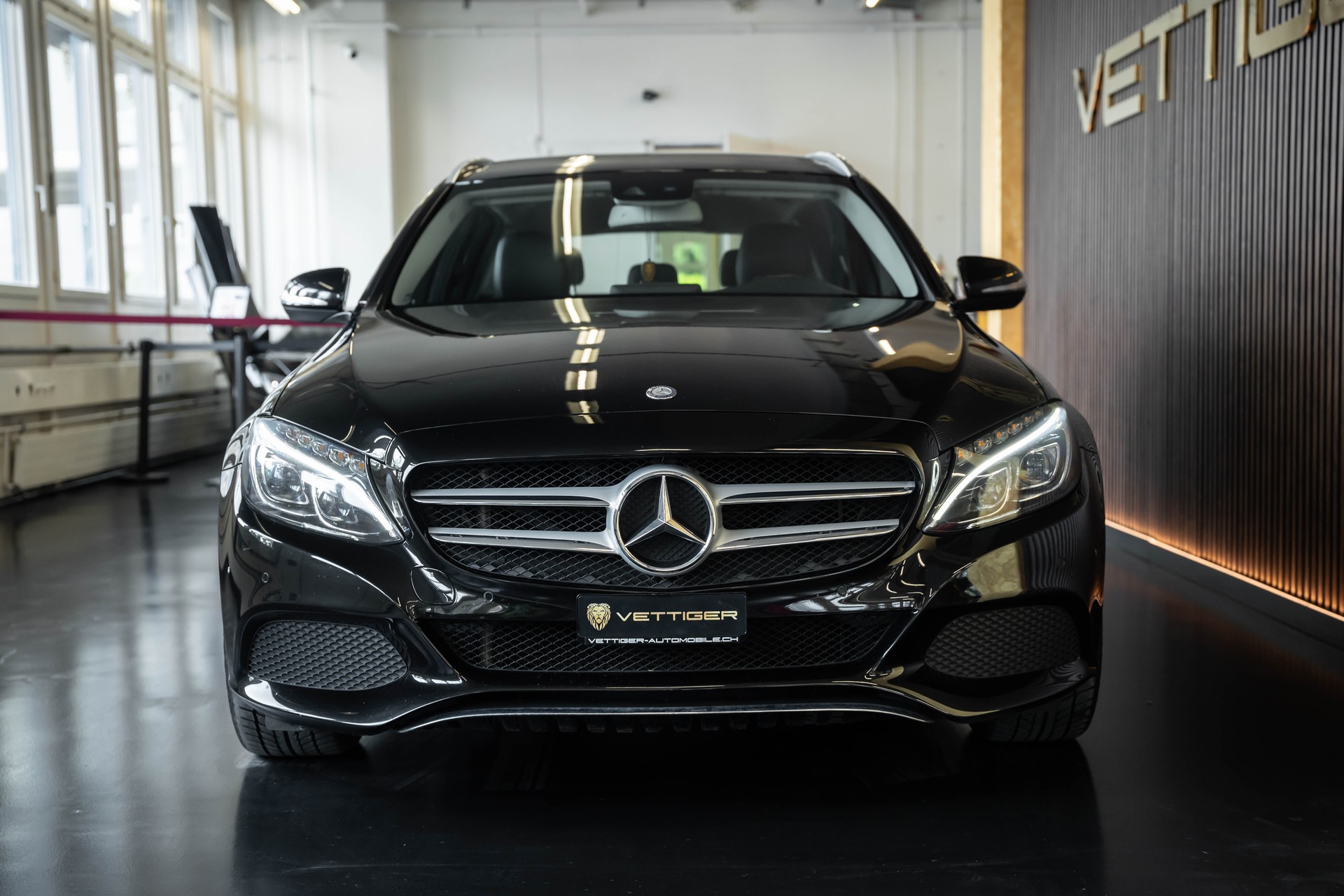 MERCEDES-BENZ C 220 BlueTEC Swiss Star Avantgarde 7G-Tronic-showroom-element-1
