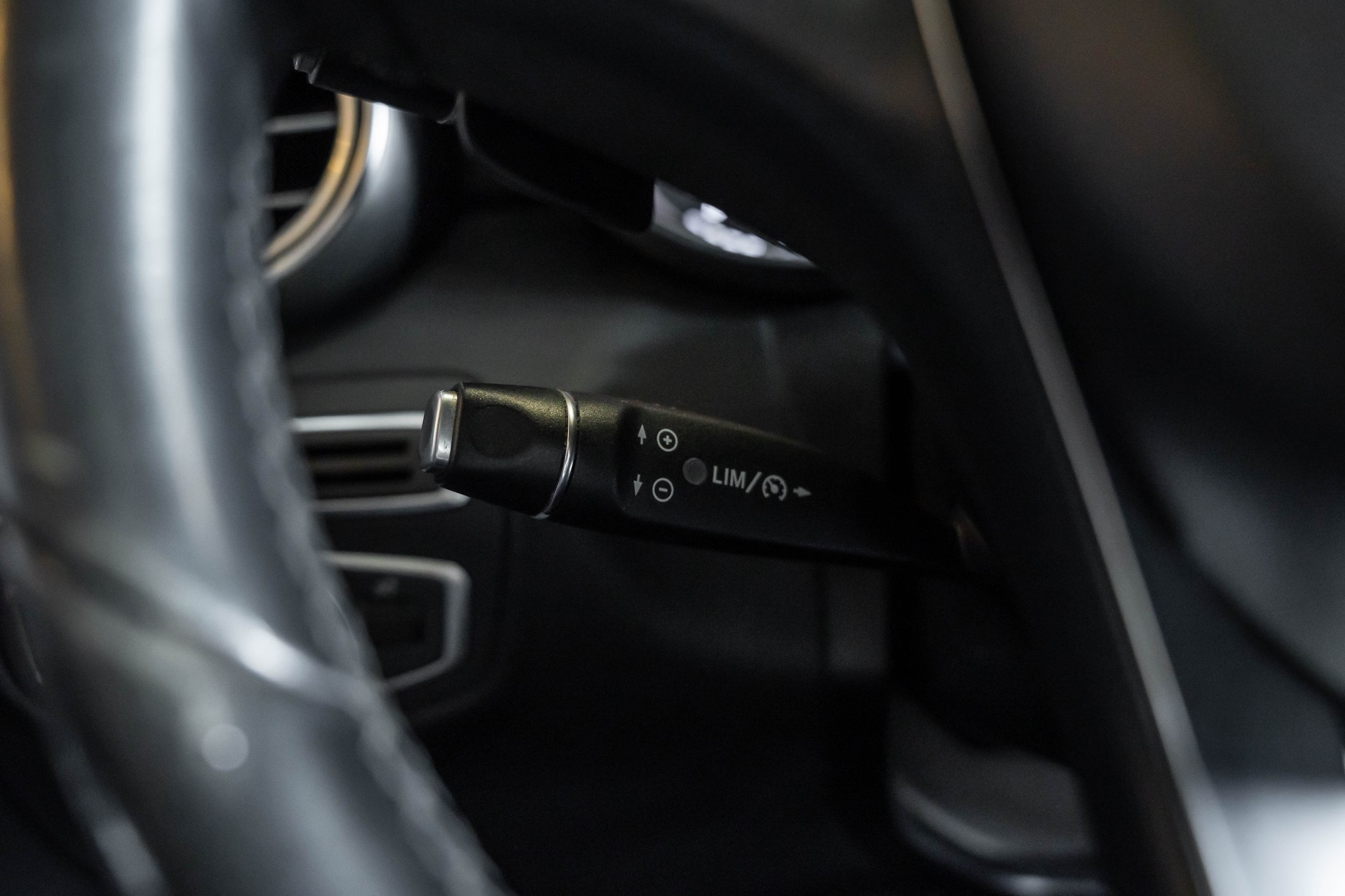 MERCEDES-BENZ C 220 BlueTEC Swiss Star Avantgarde 7G-Tronic-image-28