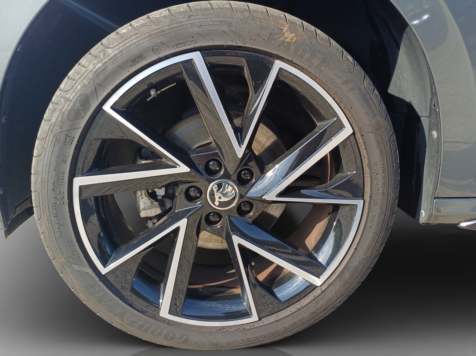SKODA Kamiq 1.5 TSI ACT Monte Carlo DSG-image-15