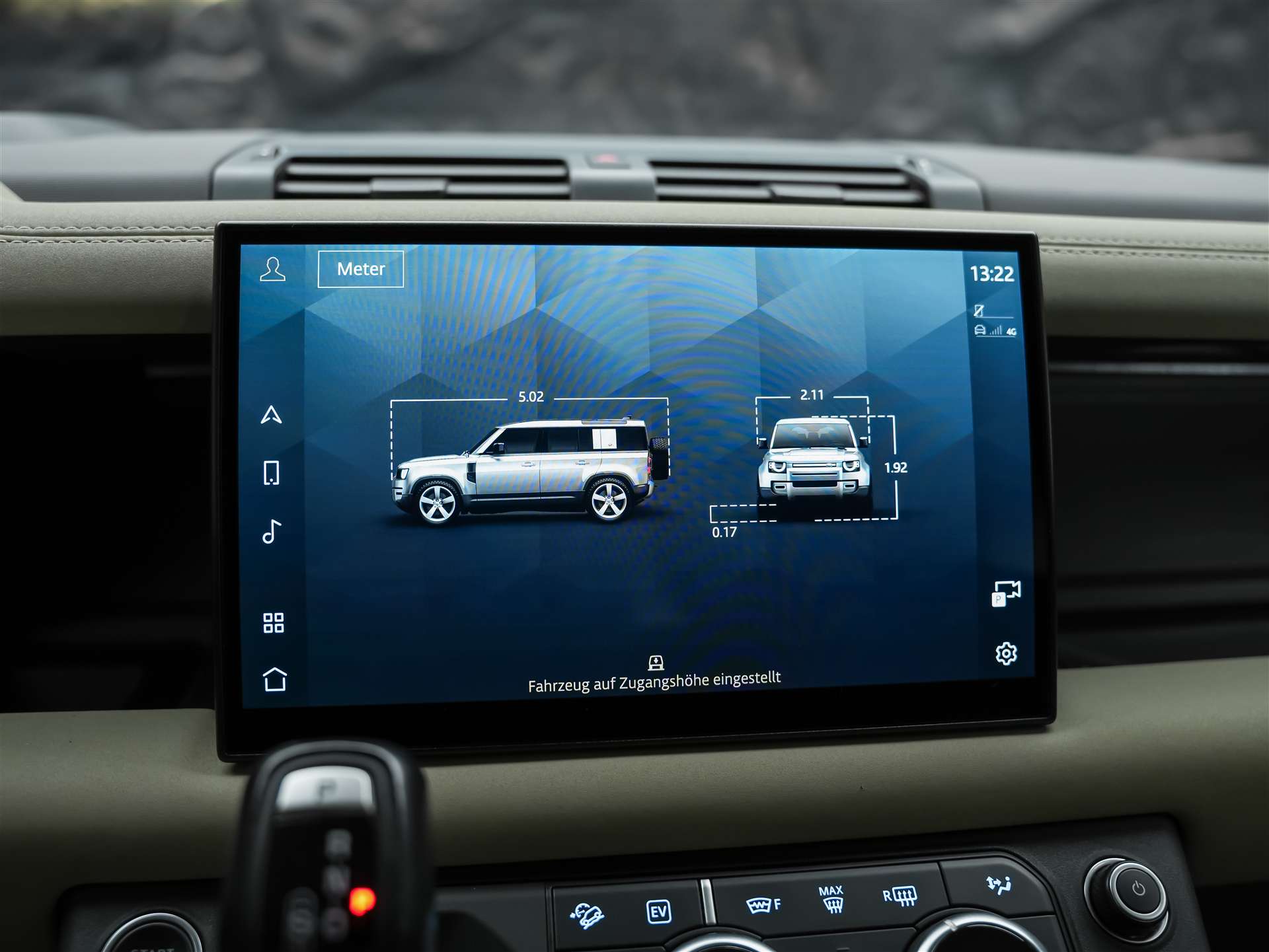 LAND ROVER Defender 110 P400e Si4 PHEV X-Dynamic SE AT8 *CH Auto*Head Up*Panorama*Meridian*360° Kamera*-image-39