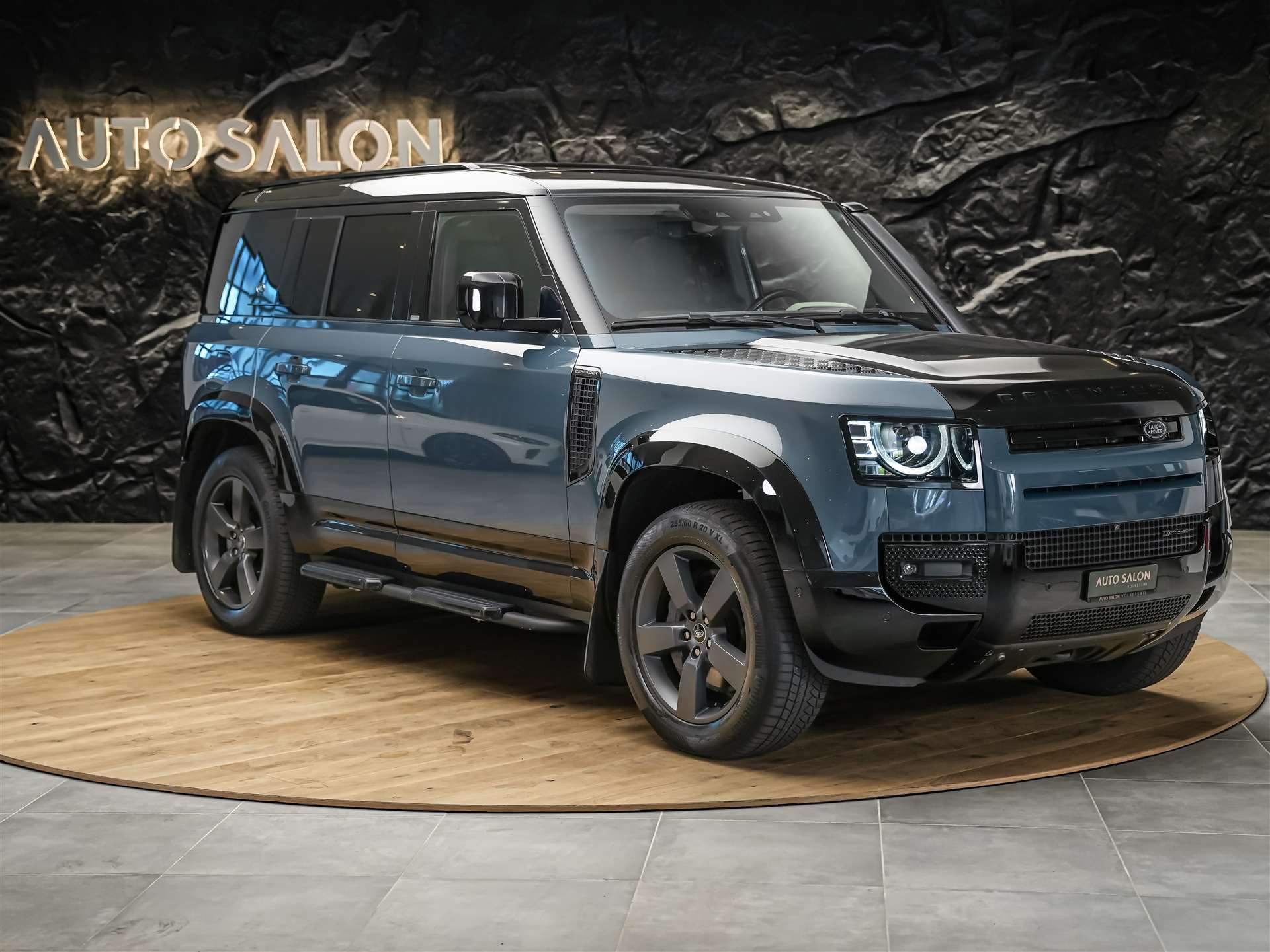 LAND ROVER Defender 110 P400e Si4 PHEV X-Dynamic SE AT8 *CH Auto*Head Up*Panorama*Meridian*360° Kamera*-image-6