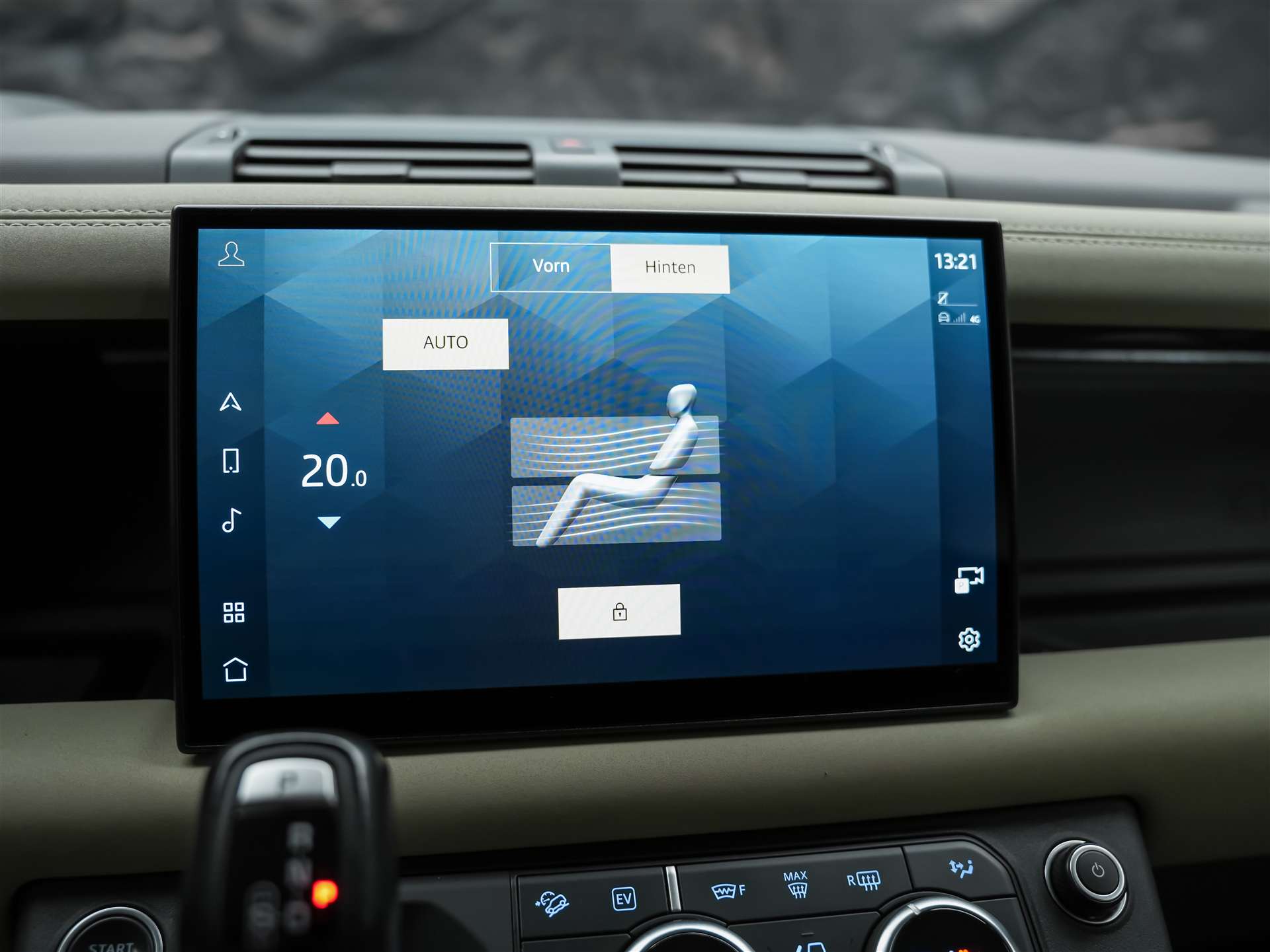 LAND ROVER Defender 110 P400e Si4 PHEV X-Dynamic SE AT8 *CH Auto*Head Up*Panorama*Meridian*360° Kamera*-image-36