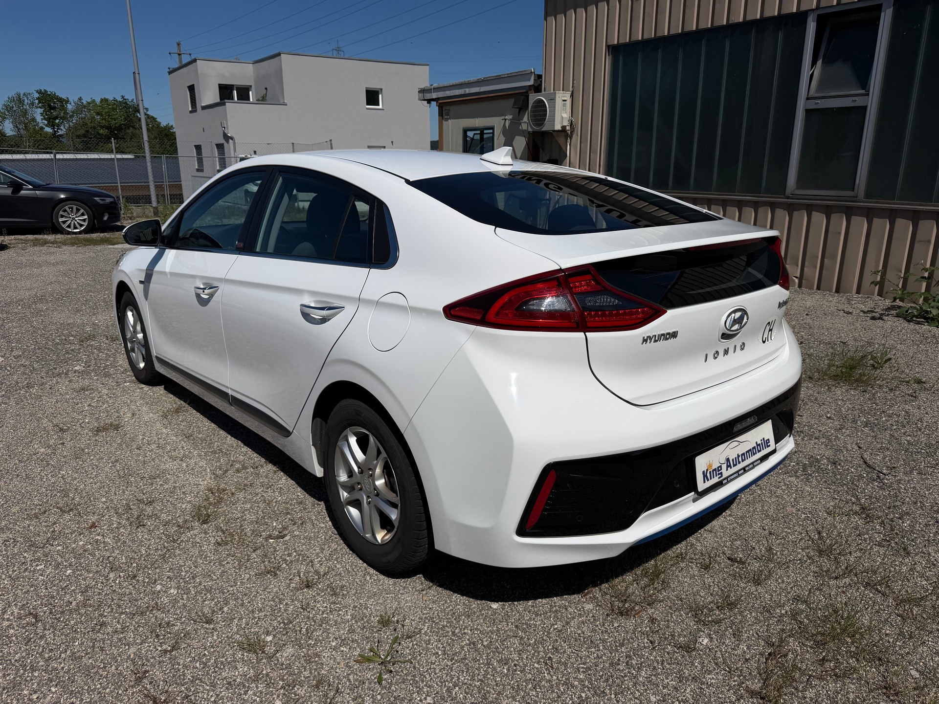 HYUNDAI Ioniq 1.6 GDi HEV Launch Plus DCT | CH-Auto | Frisch MFK | 1-Hand-image-4