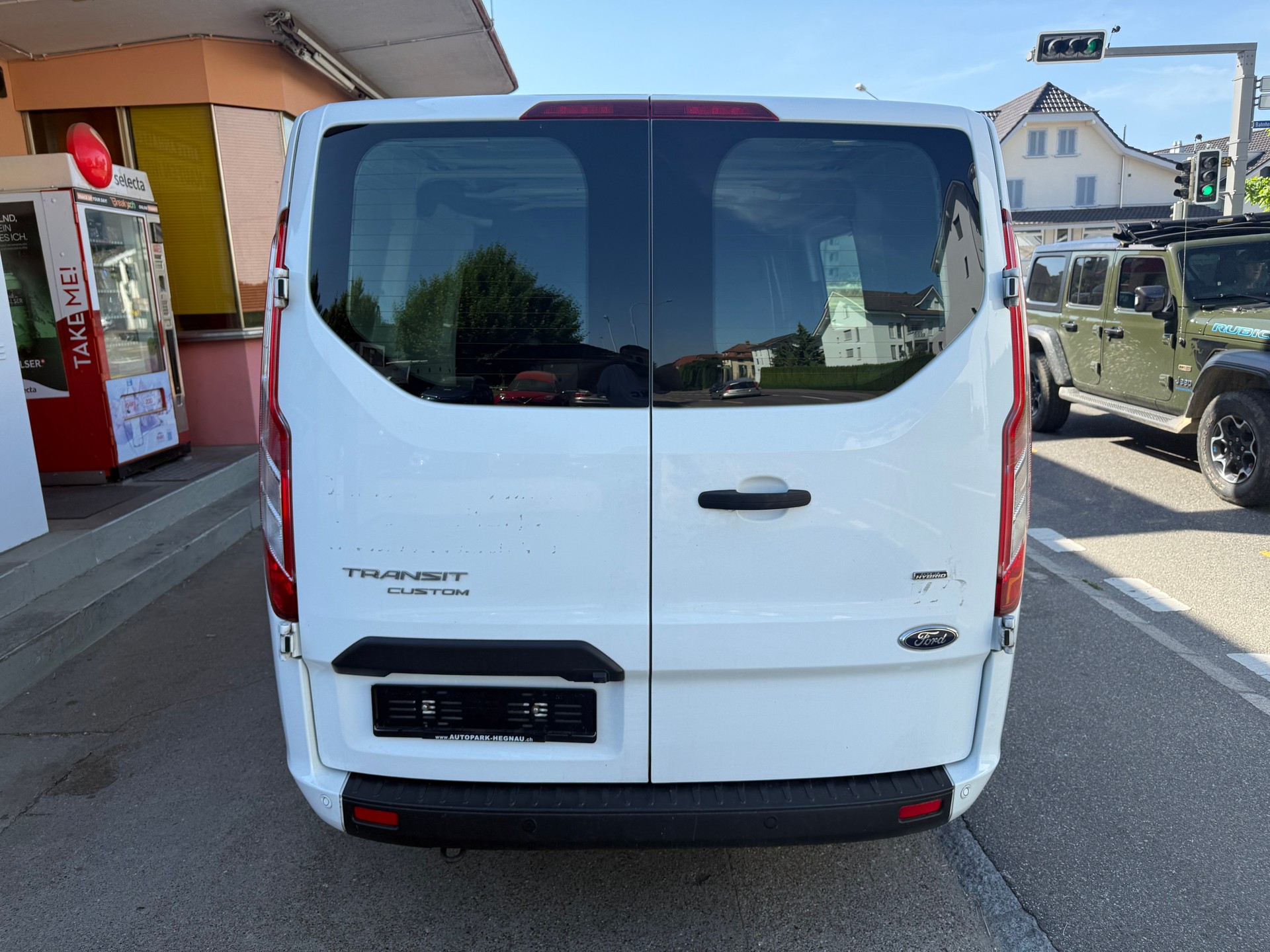 FORD Transit Custom Van 1.0 Eco Boost 340 L1H1 Trend PHEV-image-4