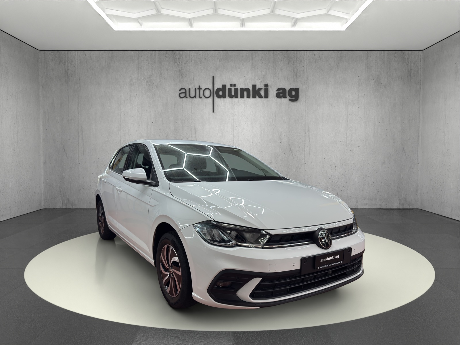 VW Polo 1.0 TSI Life DSG-image-5