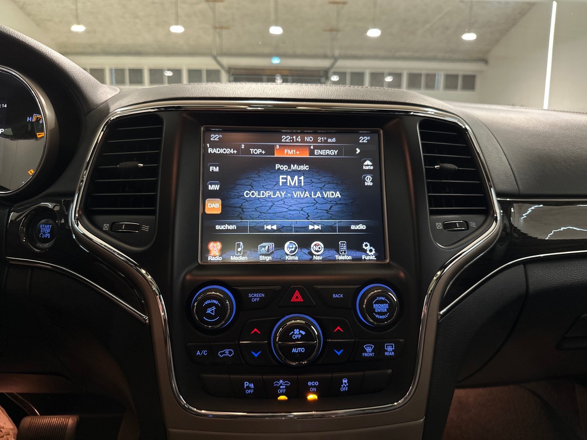 JEEP Grand Cherokee 3.0 CRD Overland Automatic-image-19