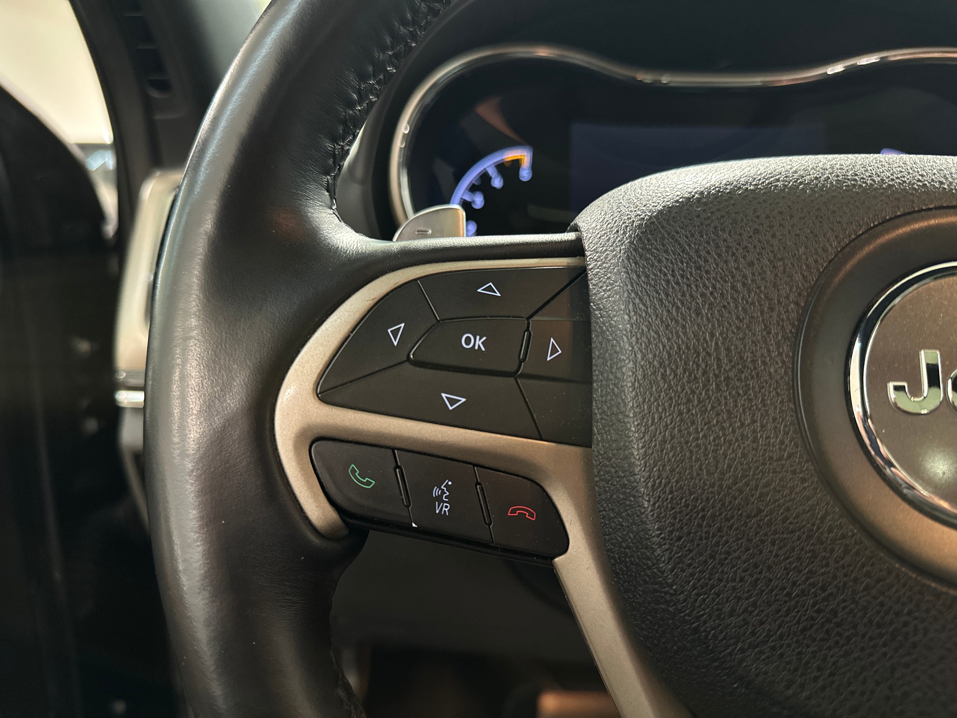 JEEP Grand Cherokee 3.0 CRD Overland Automatic-image-27