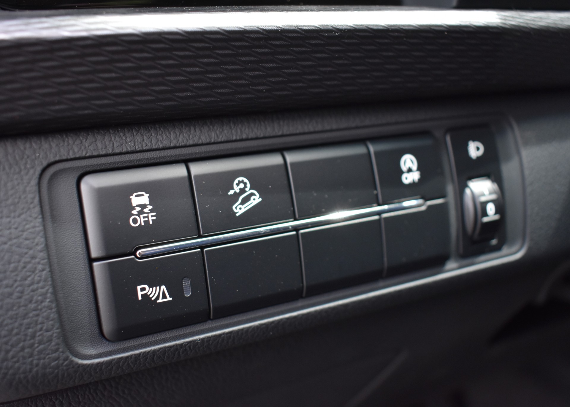 KGM-SsangYong Musso 2.2 Platinum 4WD A-image-18