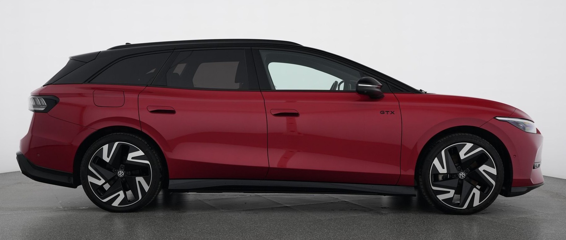 VW ID.7 Tourer GTX 86 kWh United 4 Motion mit Vollausstattung-image-4