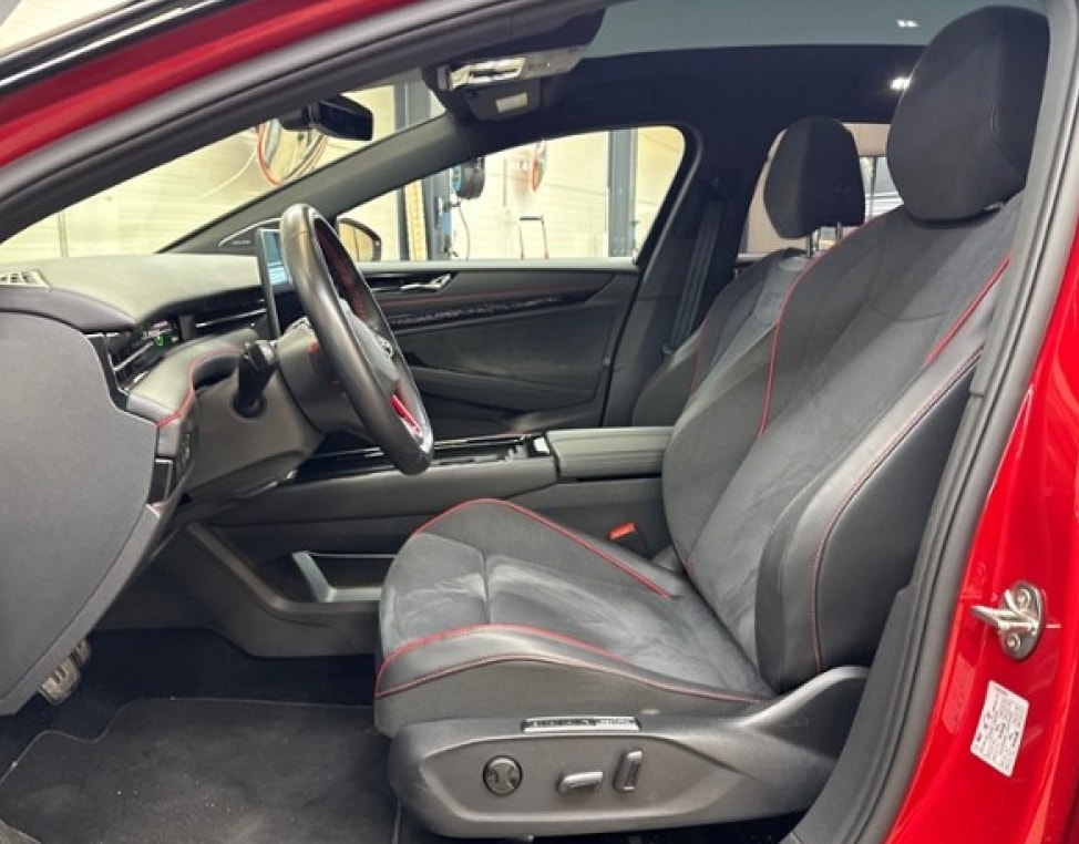 VW ID.7 Tourer GTX 86 kWh United 4 Motion mit Vollausstattung-image-5