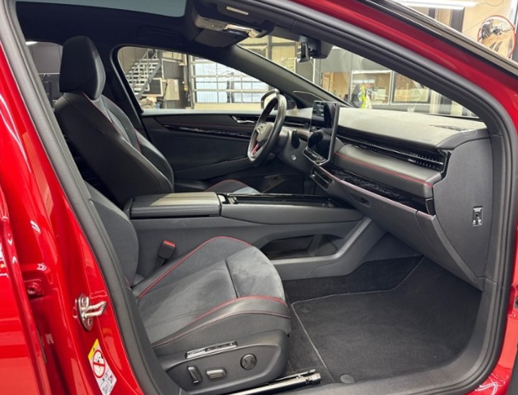VW ID.7 Tourer GTX 86 kWh United 4 Motion mit Vollausstattung-image-6