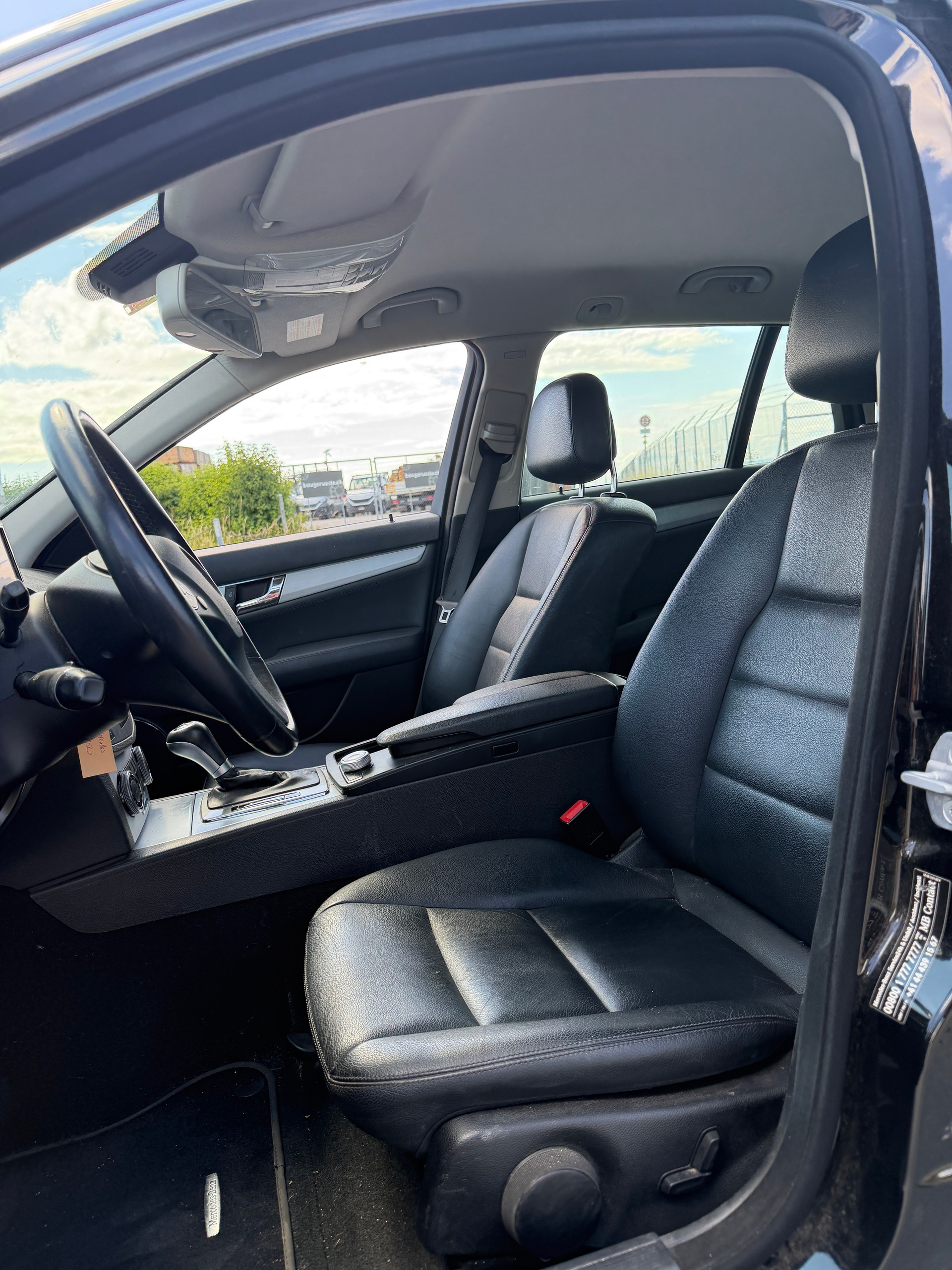 MERCEDES-BENZ C 250 CDI BlueEff. Avantgarde 4Matic 7G-Tronic-image-9