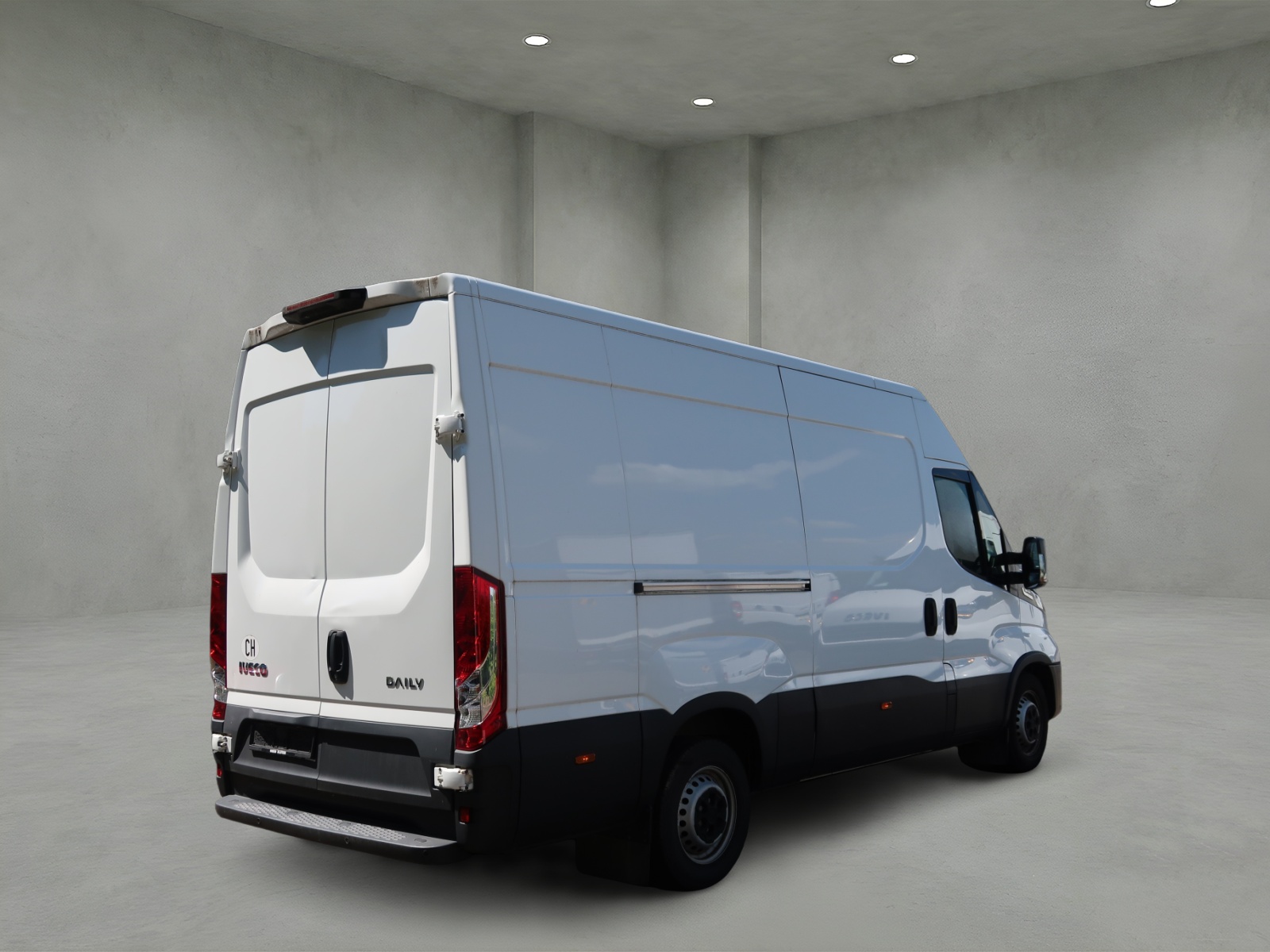 IVECO 35 S 16 A8 V Kasten-image-4