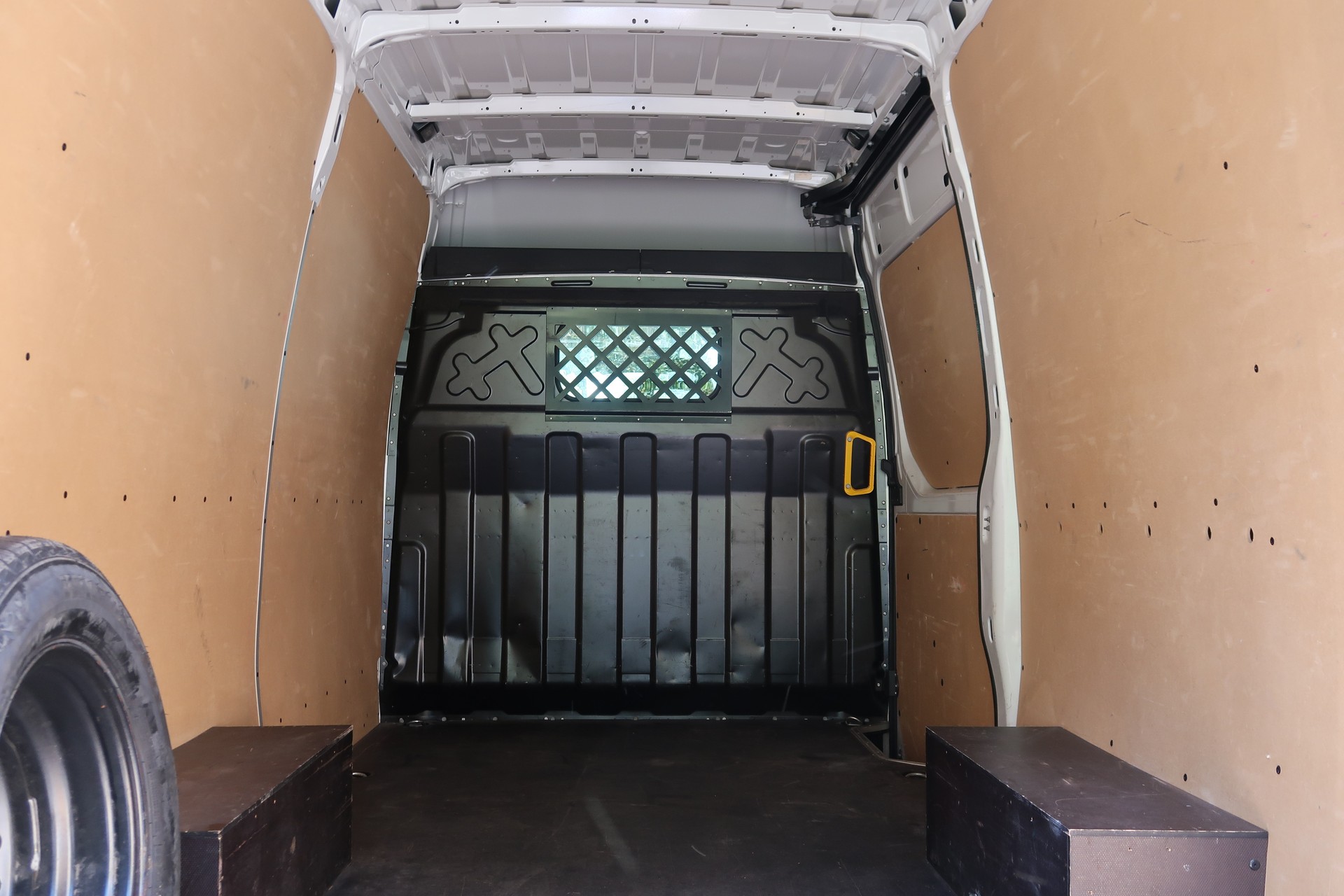 IVECO 35 S 16 A8 V Kasten-image-8