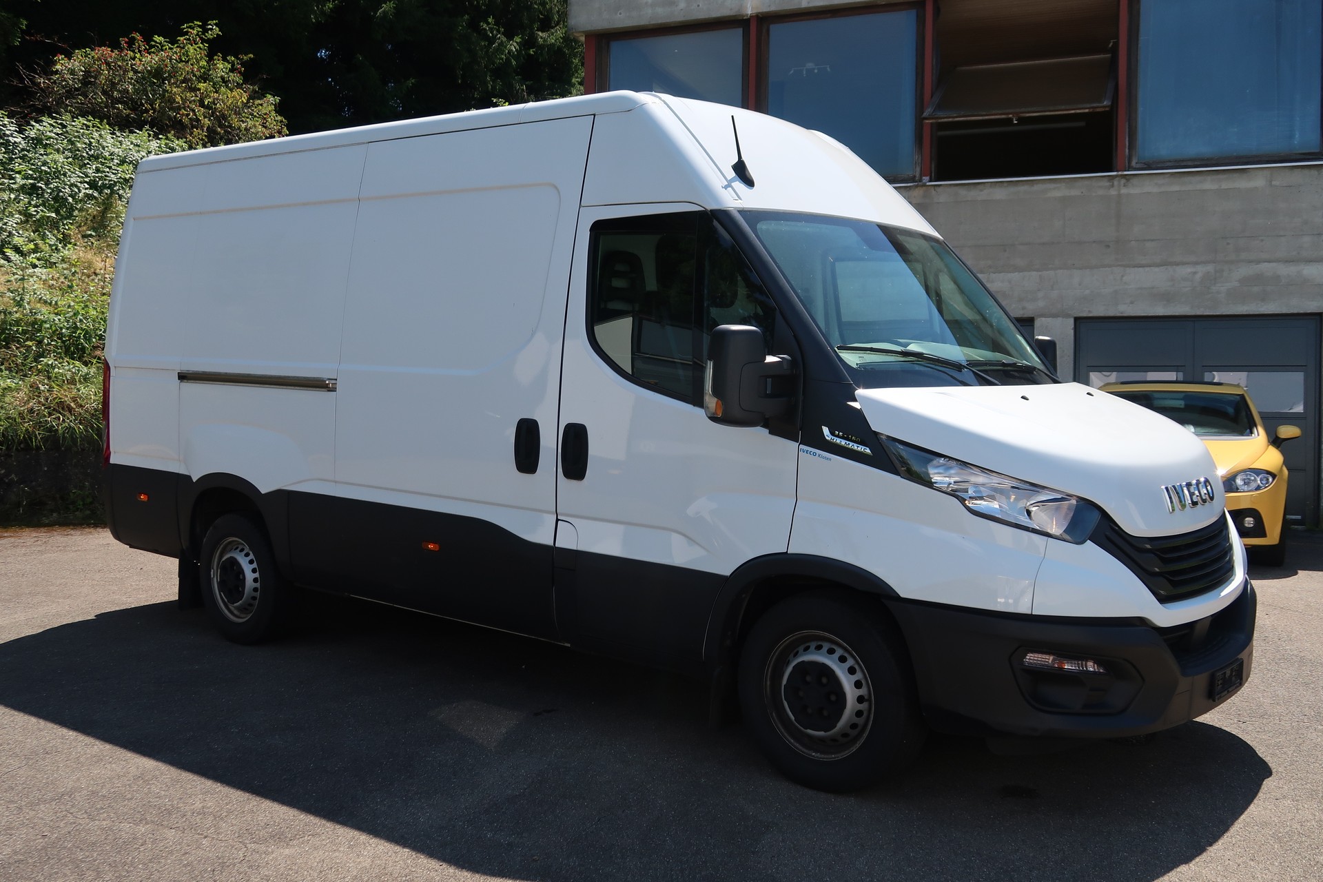 IVECO 35 S 16 A8 V Kasten-image-2
