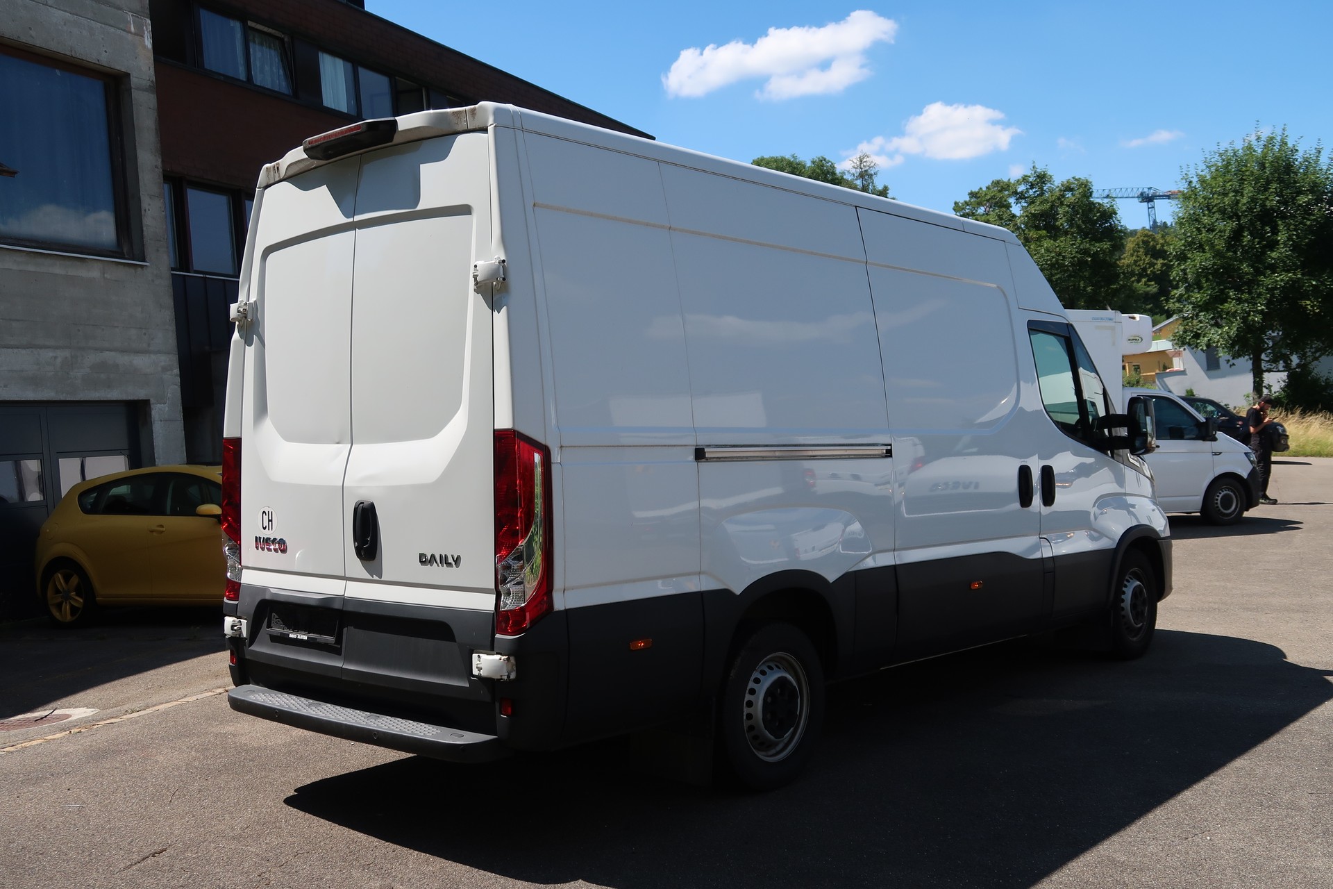 IVECO 35 S 16 A8 V Kasten-image-4