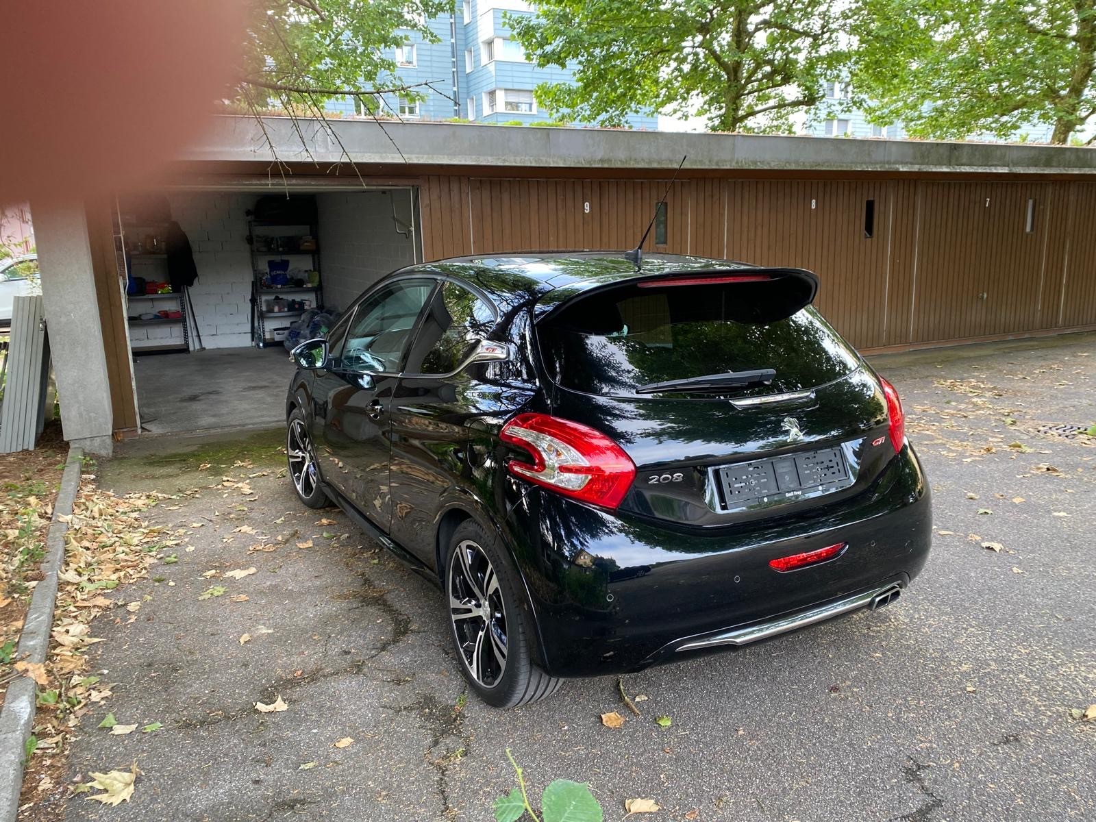 PEUGEOT 208 1.6 Turbo GTi-image-4