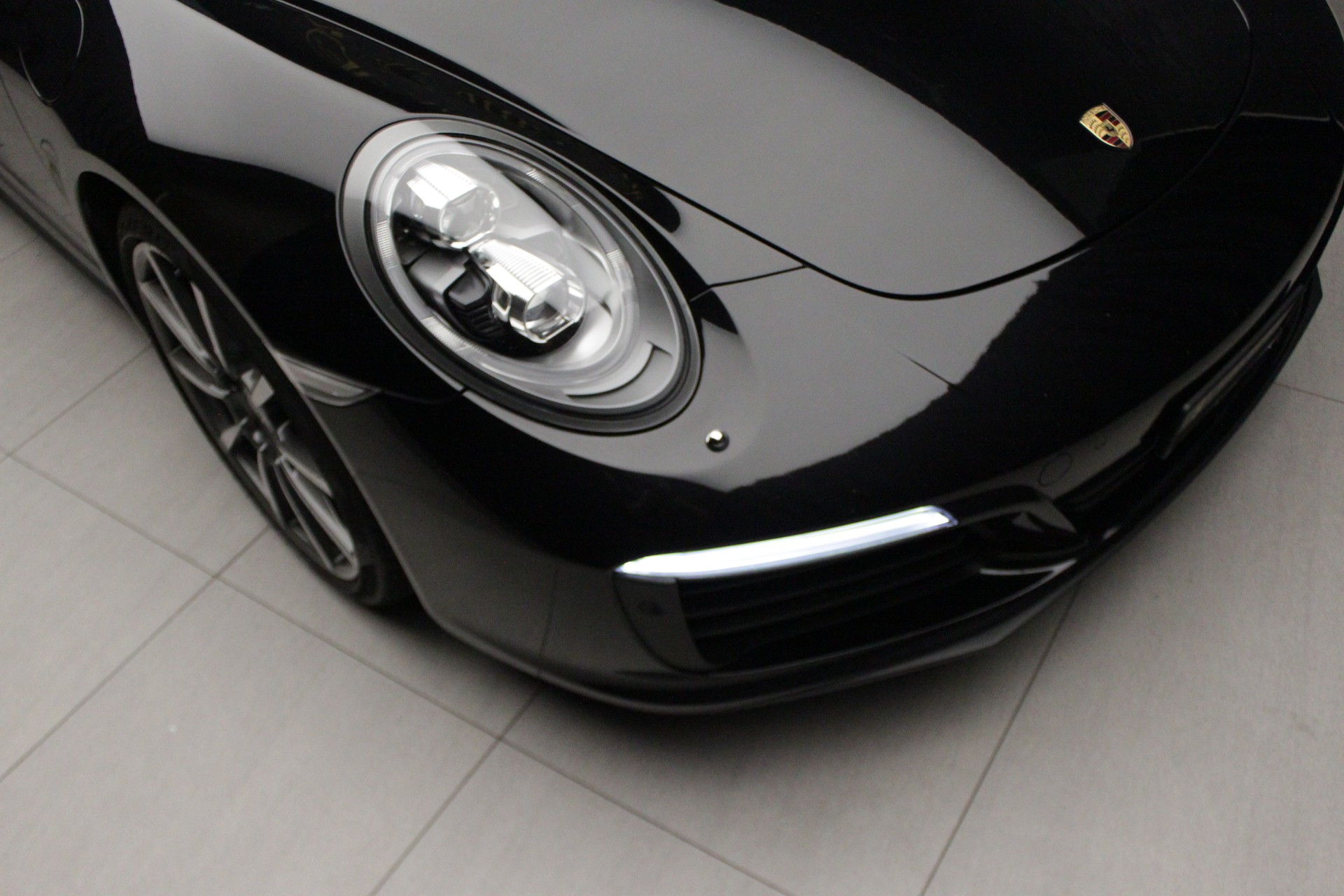 PORSCHE 911 Carrera 4 PDK-image-6