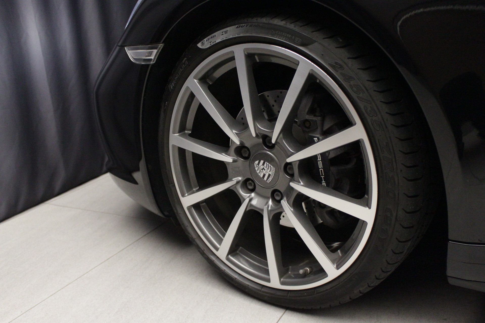 PORSCHE 911 Carrera 4 PDK-image-23