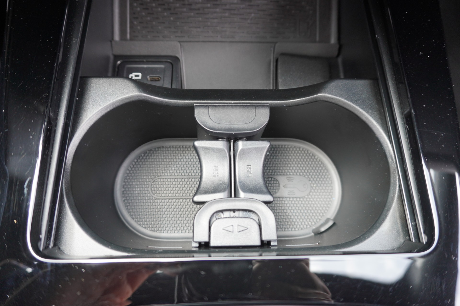MERCEDES-BENZ CLA 220 d 4Matic Progressive 8G-DCT BLACK PACK-image-35
