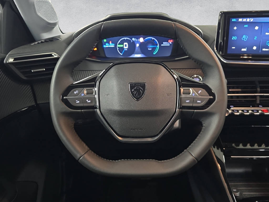 PEUGEOT 208 e-Allure-image-11