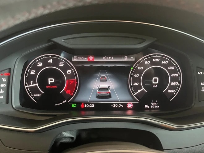 AUDI RS7 Sportback*Panodach,Standheizung,5-Jahre Werksgarantie*-image-7
