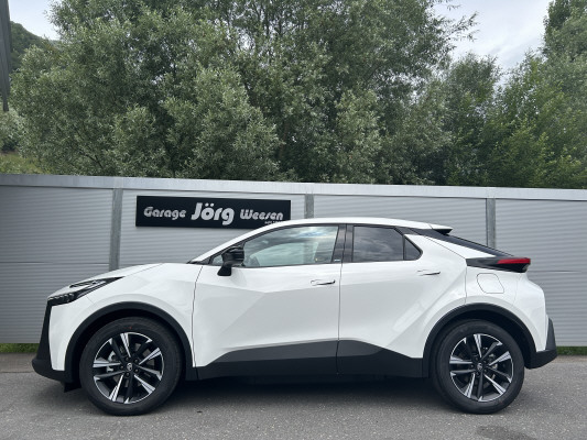 TOYOTA C-HR 2.0 PHEV CVT Swi Ed-image-2