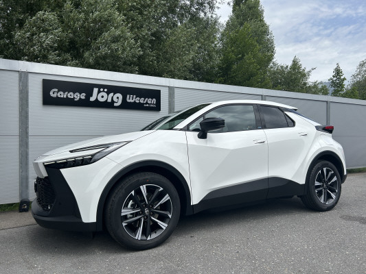 TOYOTA C-HR 2.0 PHEV CVT Swi Ed-image-0
