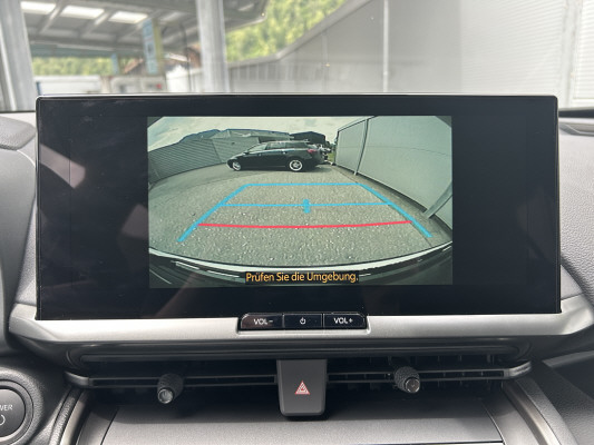 TOYOTA C-HR 2.0 PHEV CVT Swi Ed-image-11