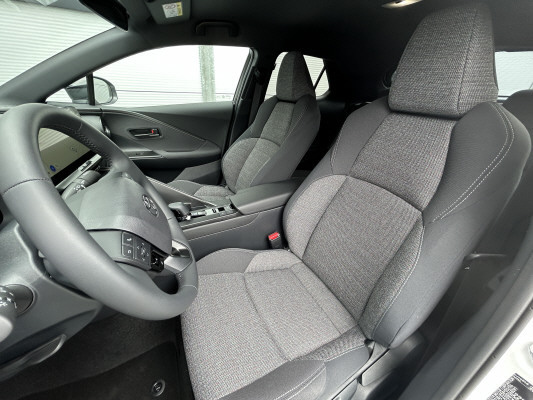 TOYOTA C-HR 2.0 PHEV CVT Swi Ed-image-6