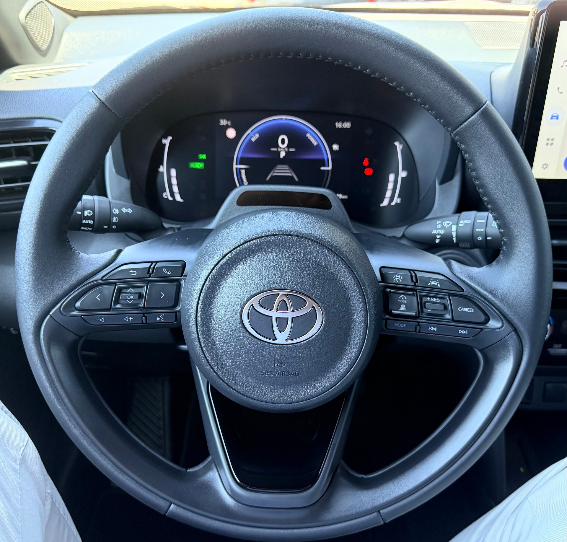 TOYOTA Yaris Cross 1.5 Trend e-CVT-image-17