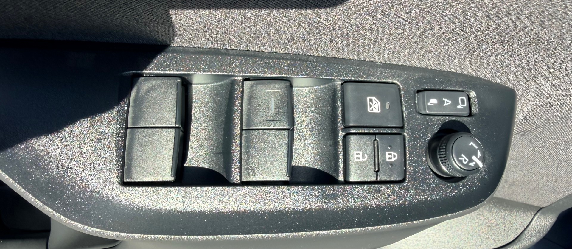 TOYOTA Yaris Cross 1.5 Trend e-CVT-image-26