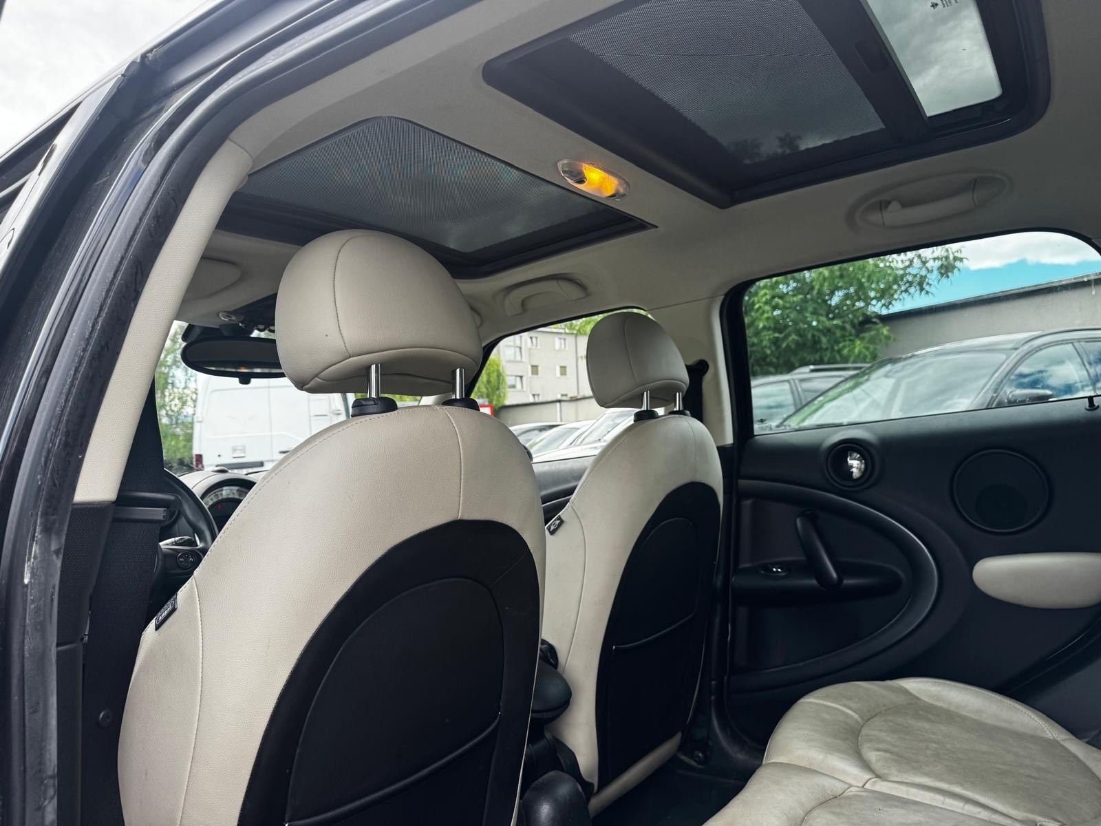 MINI Countryman Cooper S ALL4 Snowhill-image-8