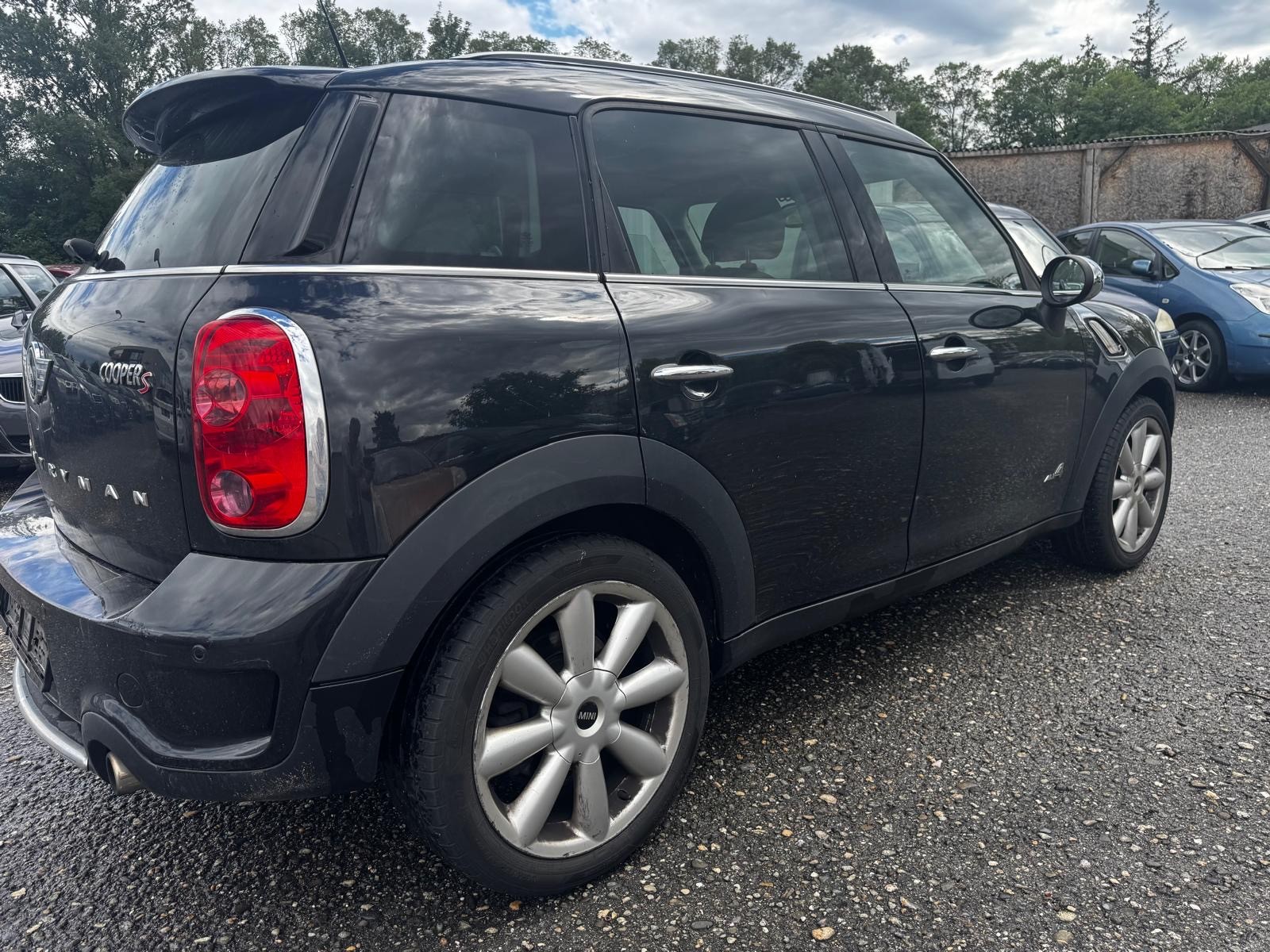 MINI Countryman Cooper S ALL4 Snowhill-image-2