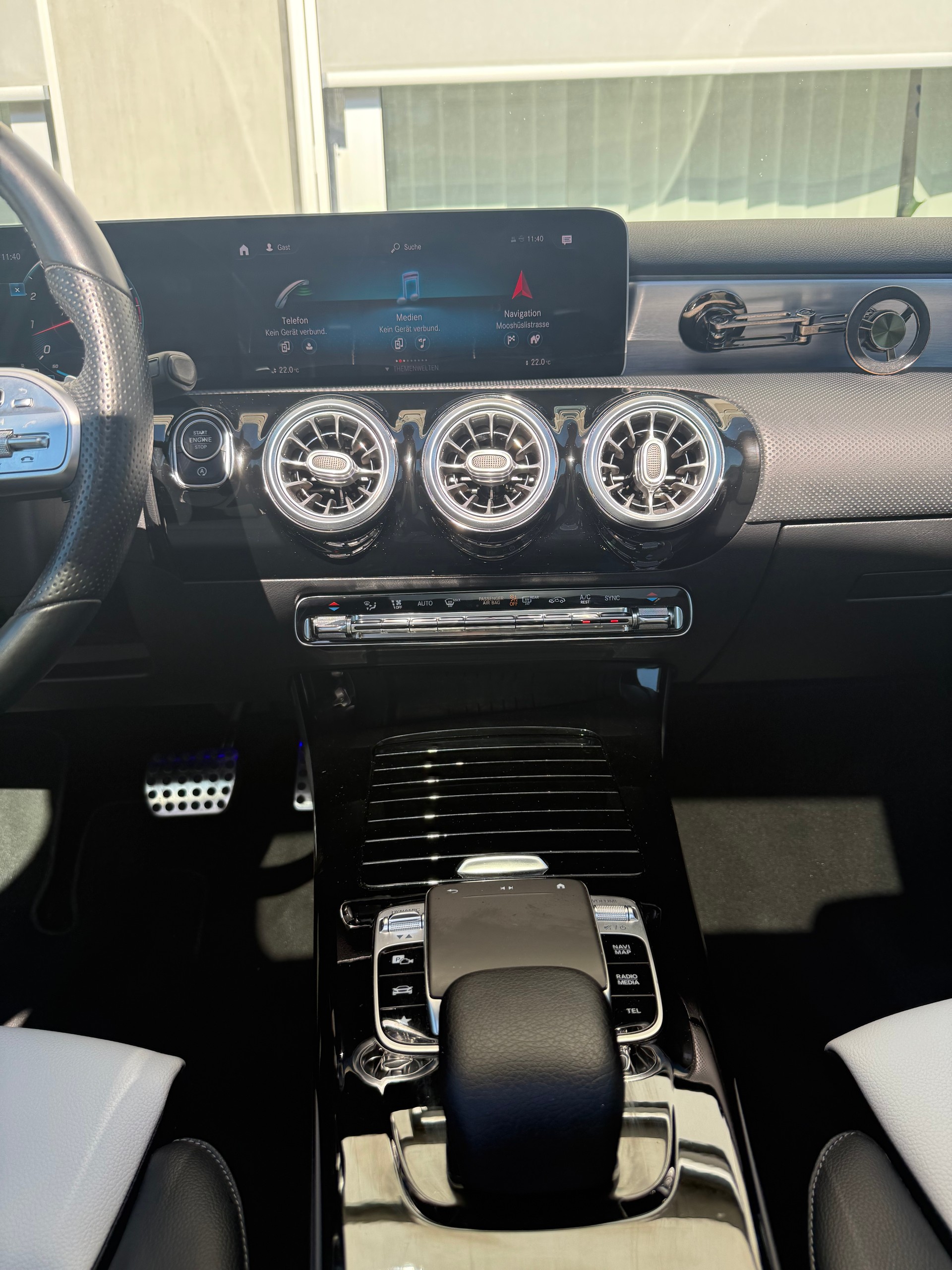 MERCEDES-BENZ A 250 4Matic AMG Line 4Matic 7G-DCT-image-8
