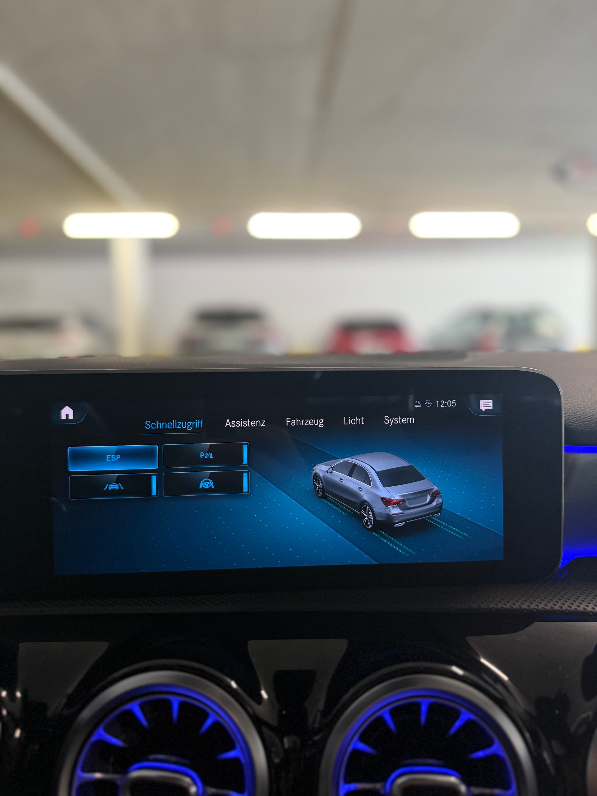 MERCEDES-BENZ A 250 4Matic AMG Line 4Matic 7G-DCT-image-12