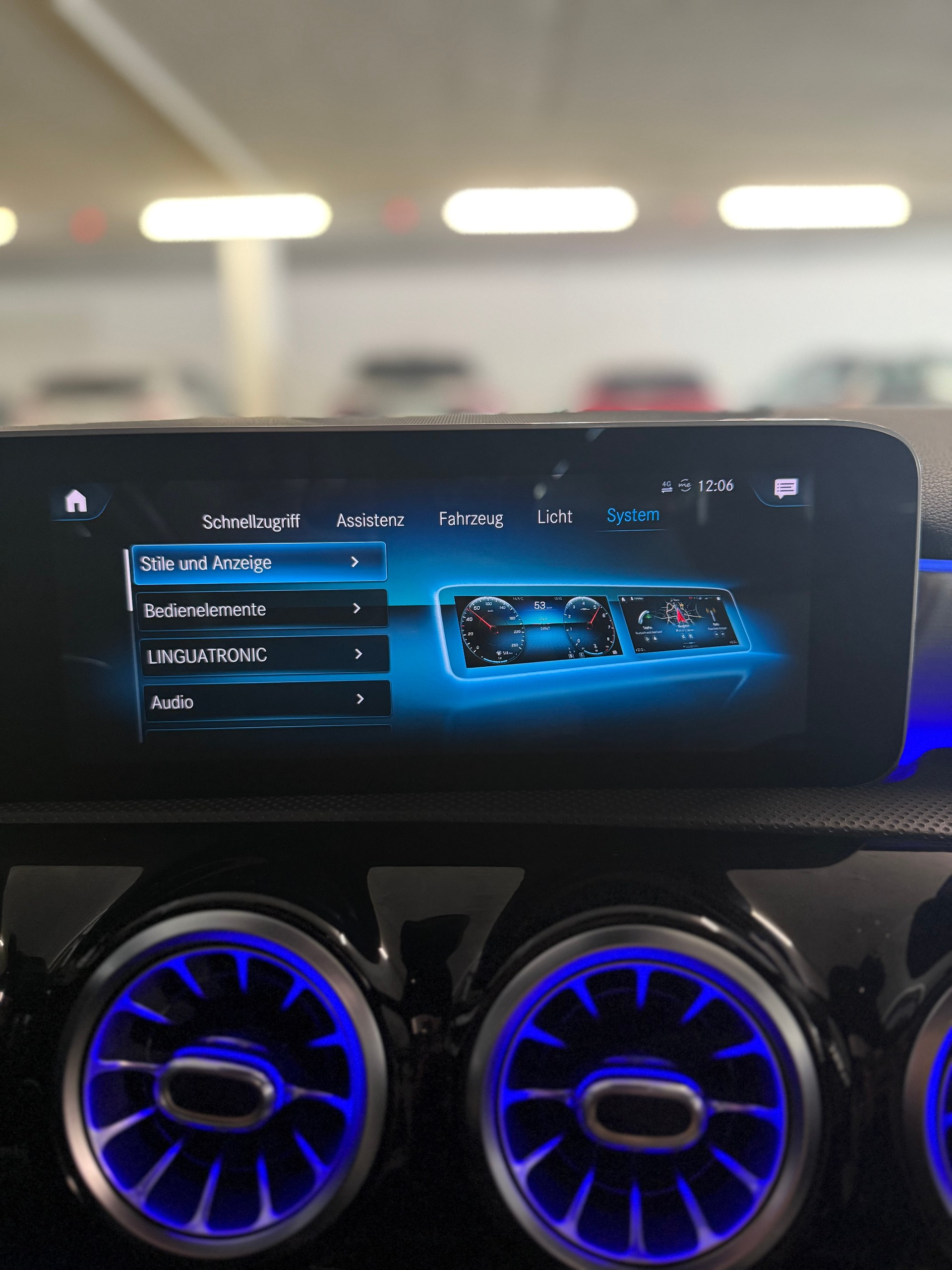 MERCEDES-BENZ A 250 4Matic AMG Line 4Matic 7G-DCT-image-14