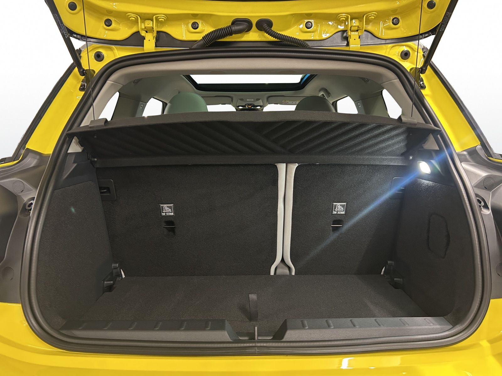 MINI Cooper SE-image-21