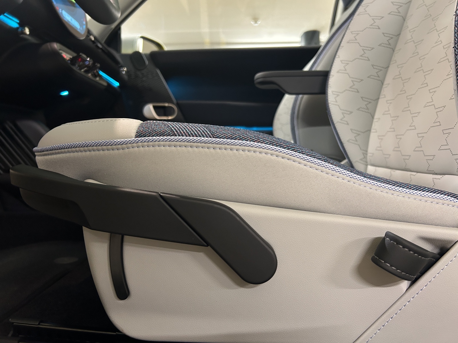 MINI Cooper SE-image-9