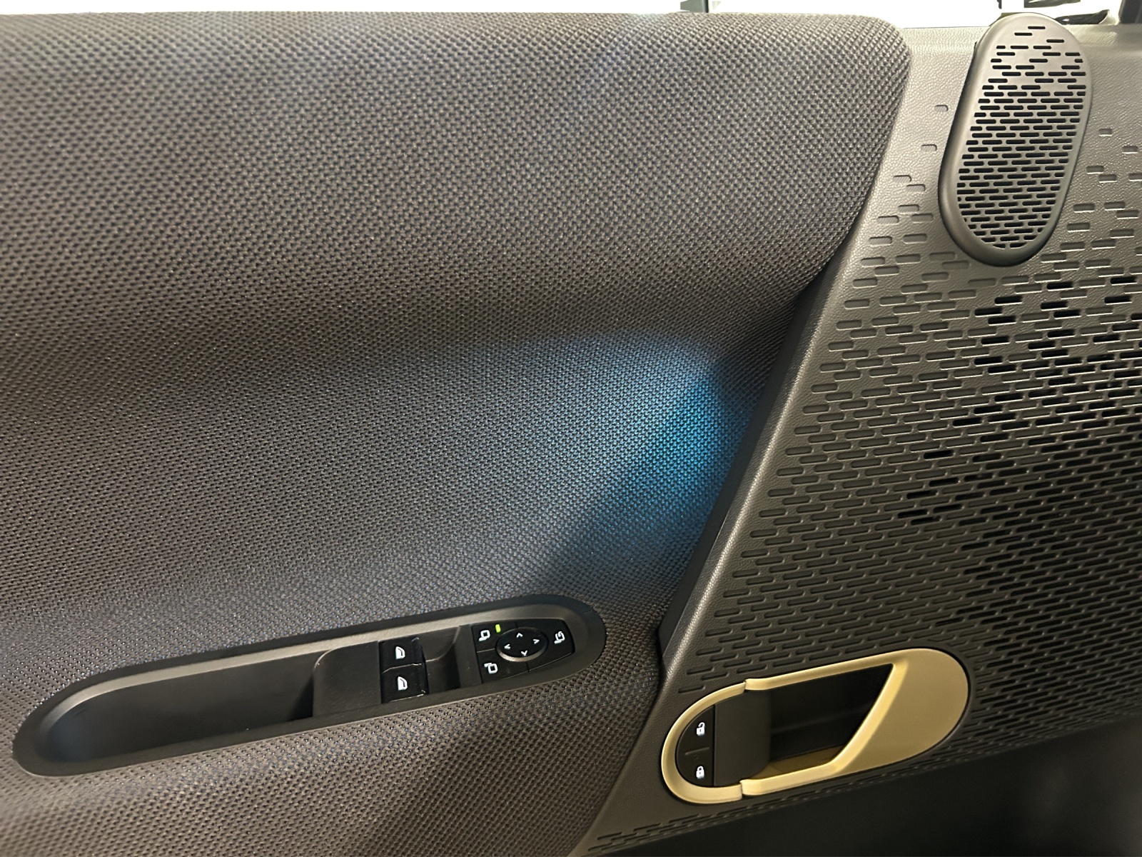 MINI Cooper SE-image-8