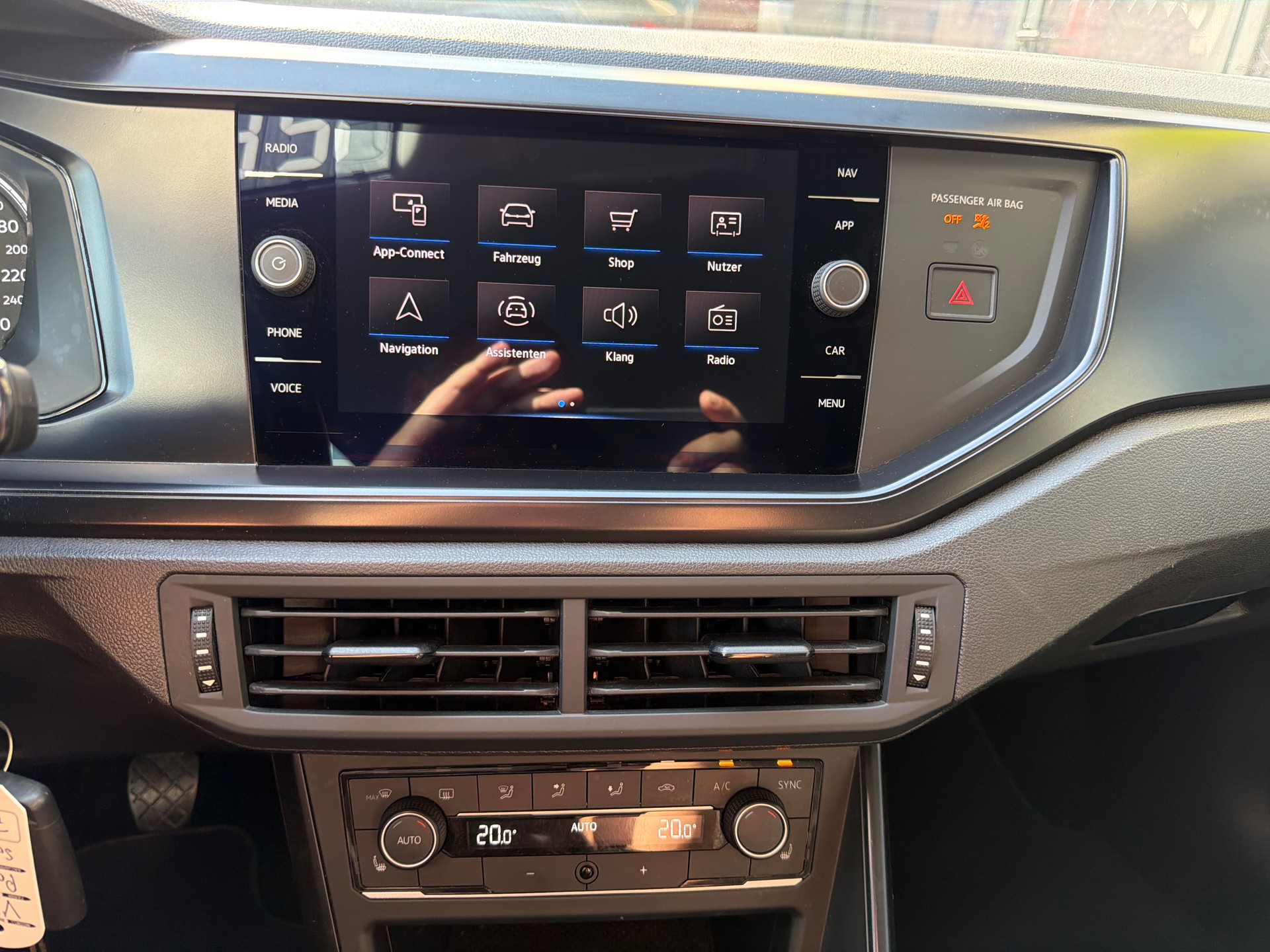 VW Polo 1.0 TSI BMT Trendline-image-12