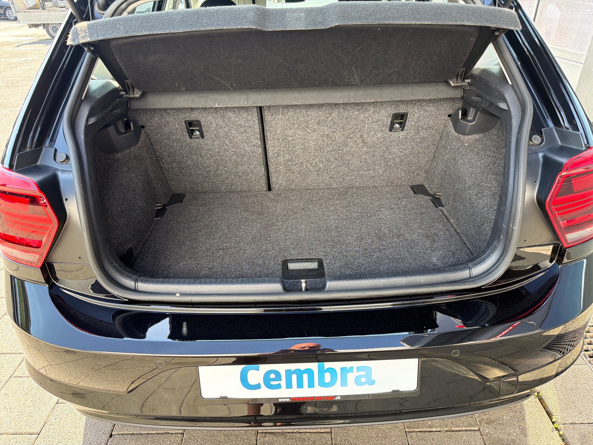 VW Polo 1.0 TSI BMT Trendline-image-5