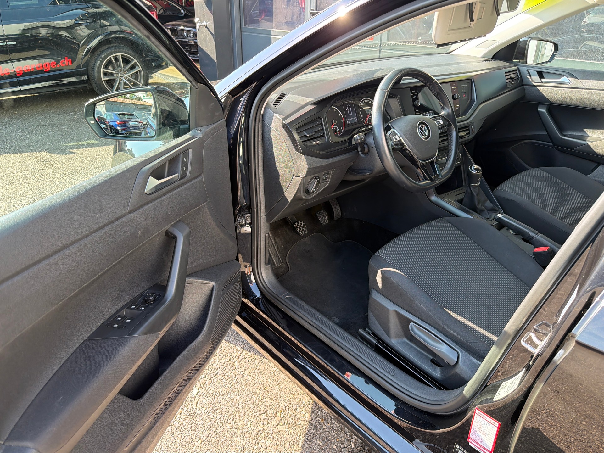 VW Polo 1.0 TSI BMT Trendline-image-7
