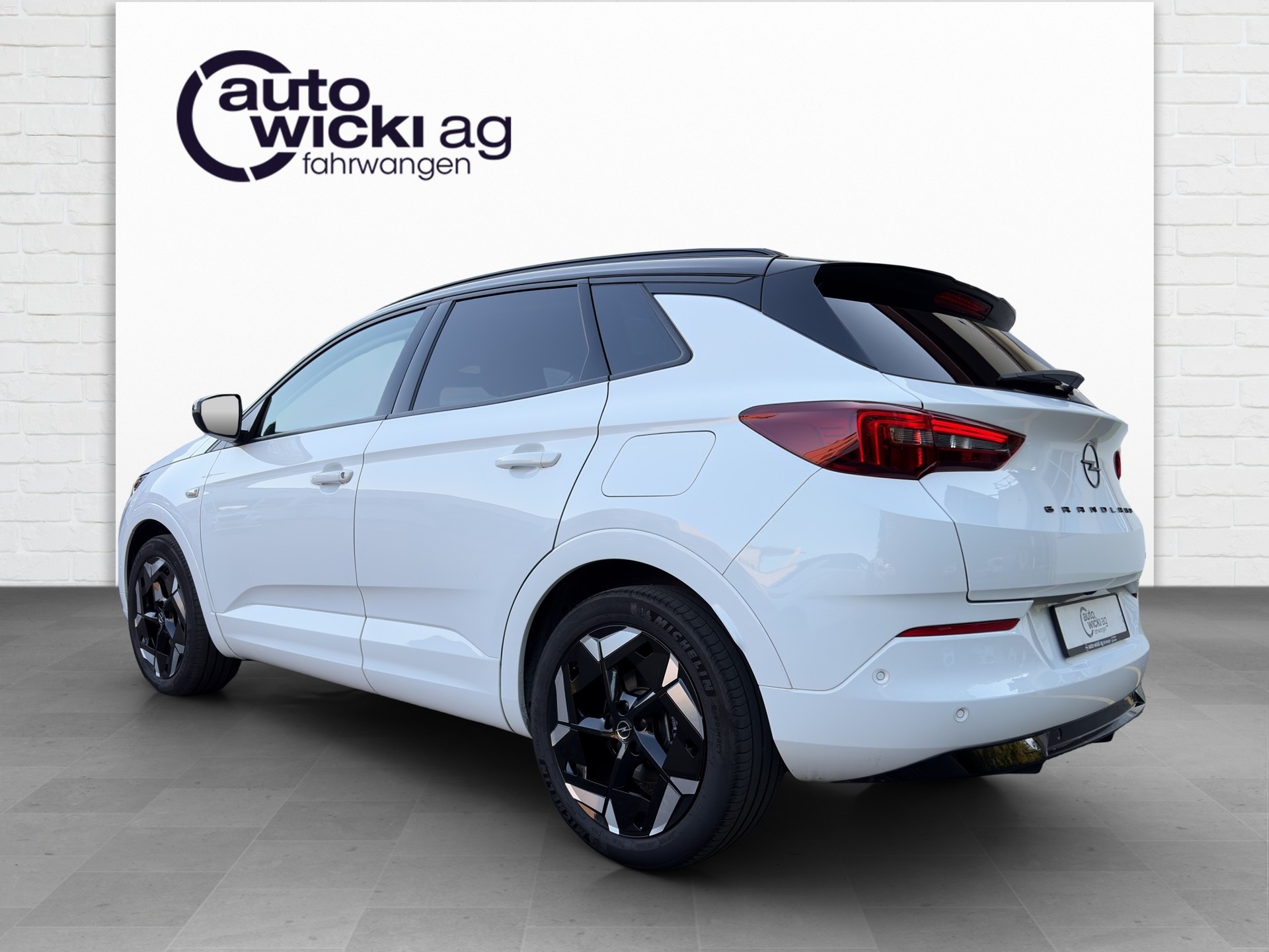 OPEL Grandland 1.6 Hybrid4 GSe Automatik-image-1
