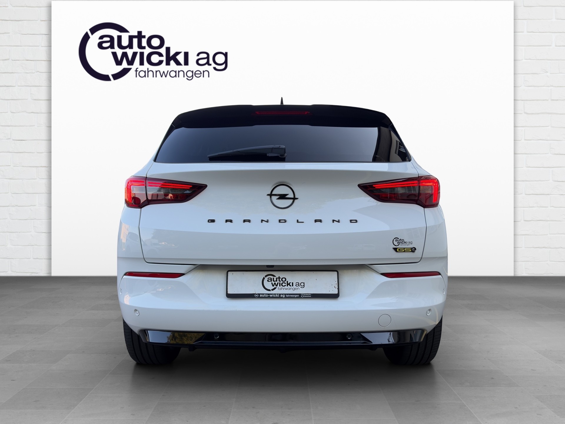 OPEL Grandland 1.6 Hybrid4 GSe Automatik-image-2