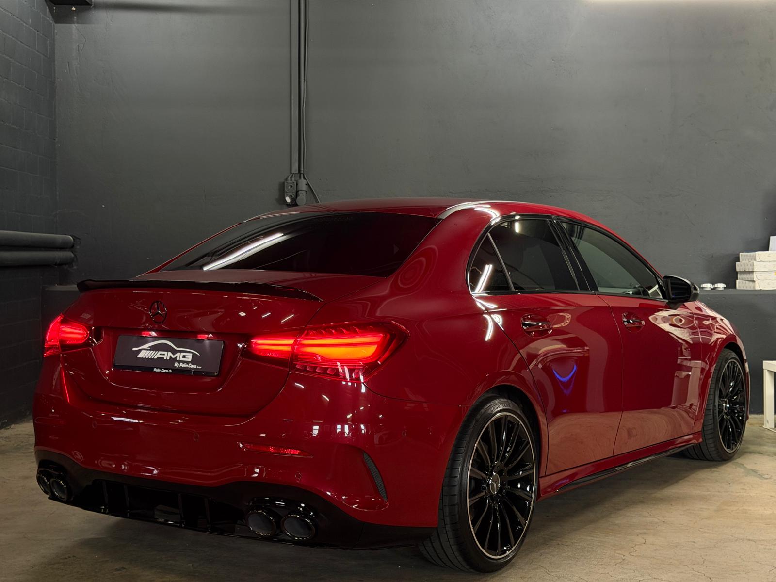 MERCEDES-BENZ A 200 AMG (A45 AMG Optik) 8G-DCT Limited Red&Black Performance-image-5