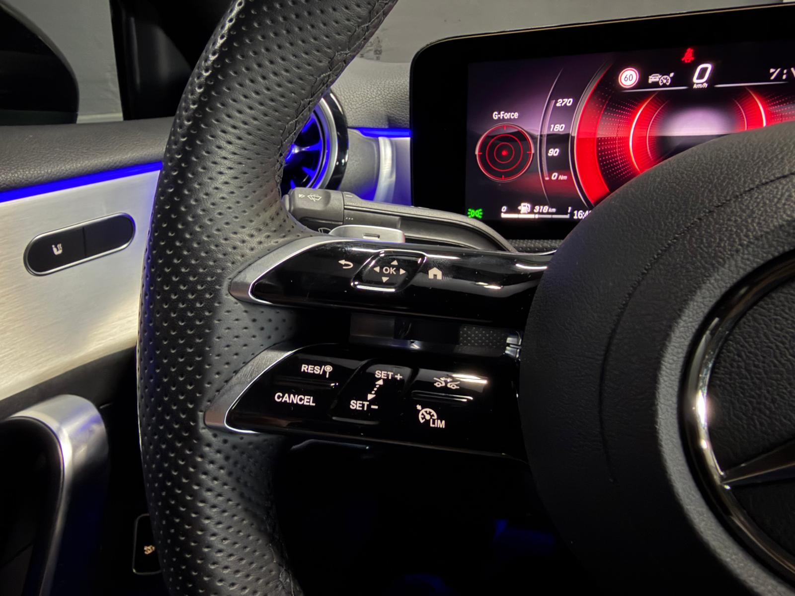 MERCEDES-BENZ A 200 AMG (A45 AMG Optik) 8G-DCT Limited Red&Black Performance-image-29