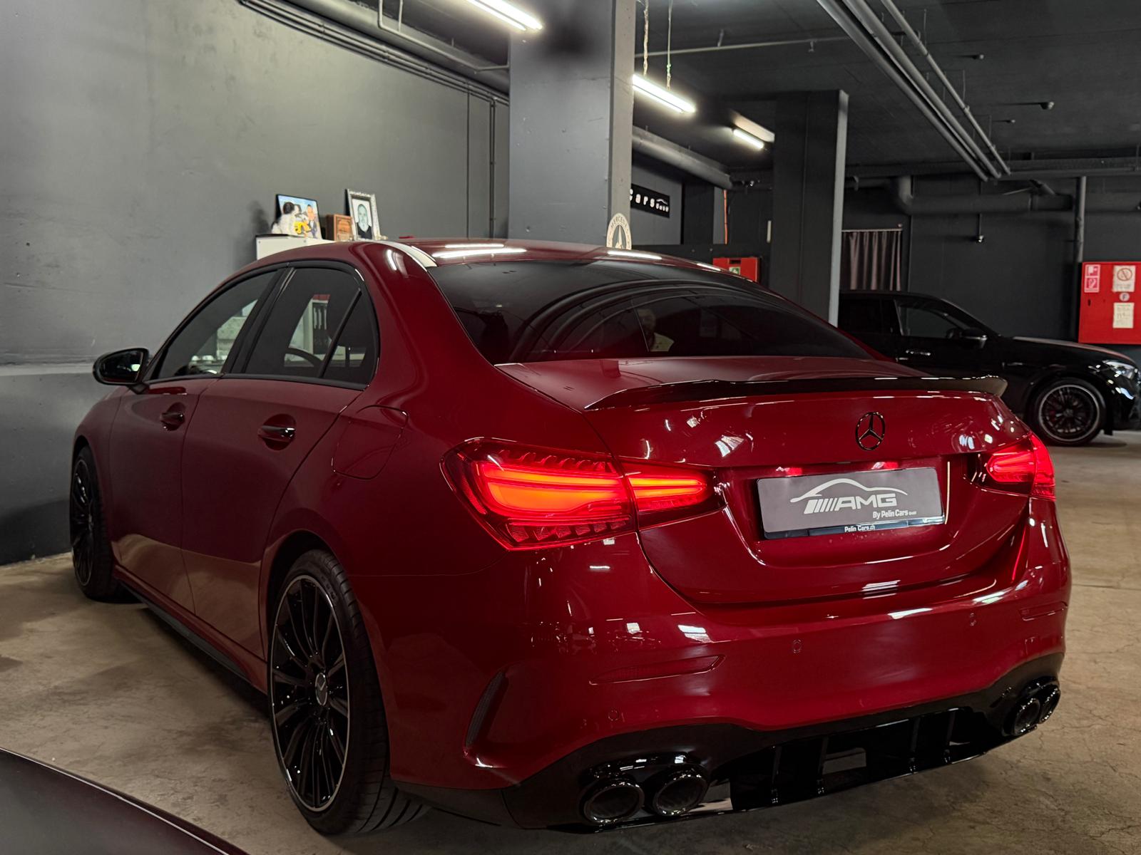 MERCEDES-BENZ A 200 AMG (A45 AMG Optik) 8G-DCT Limited Red&Black Performance-image-7