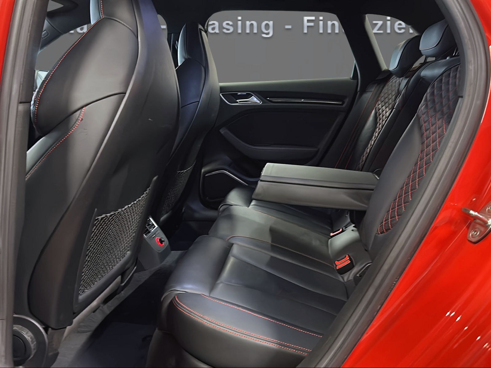 AUDI RS3 2.5 TSI quattro S-tronic-image-11