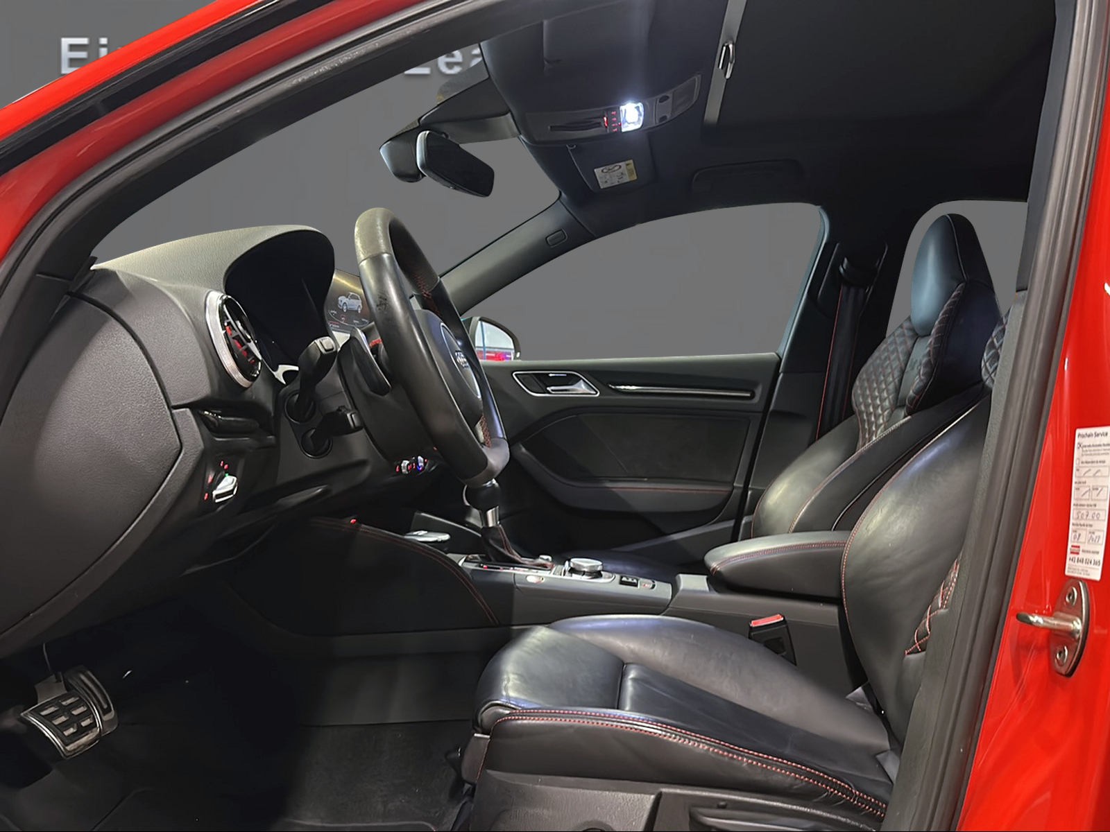 AUDI RS3 2.5 TSI quattro S-tronic-image-9
